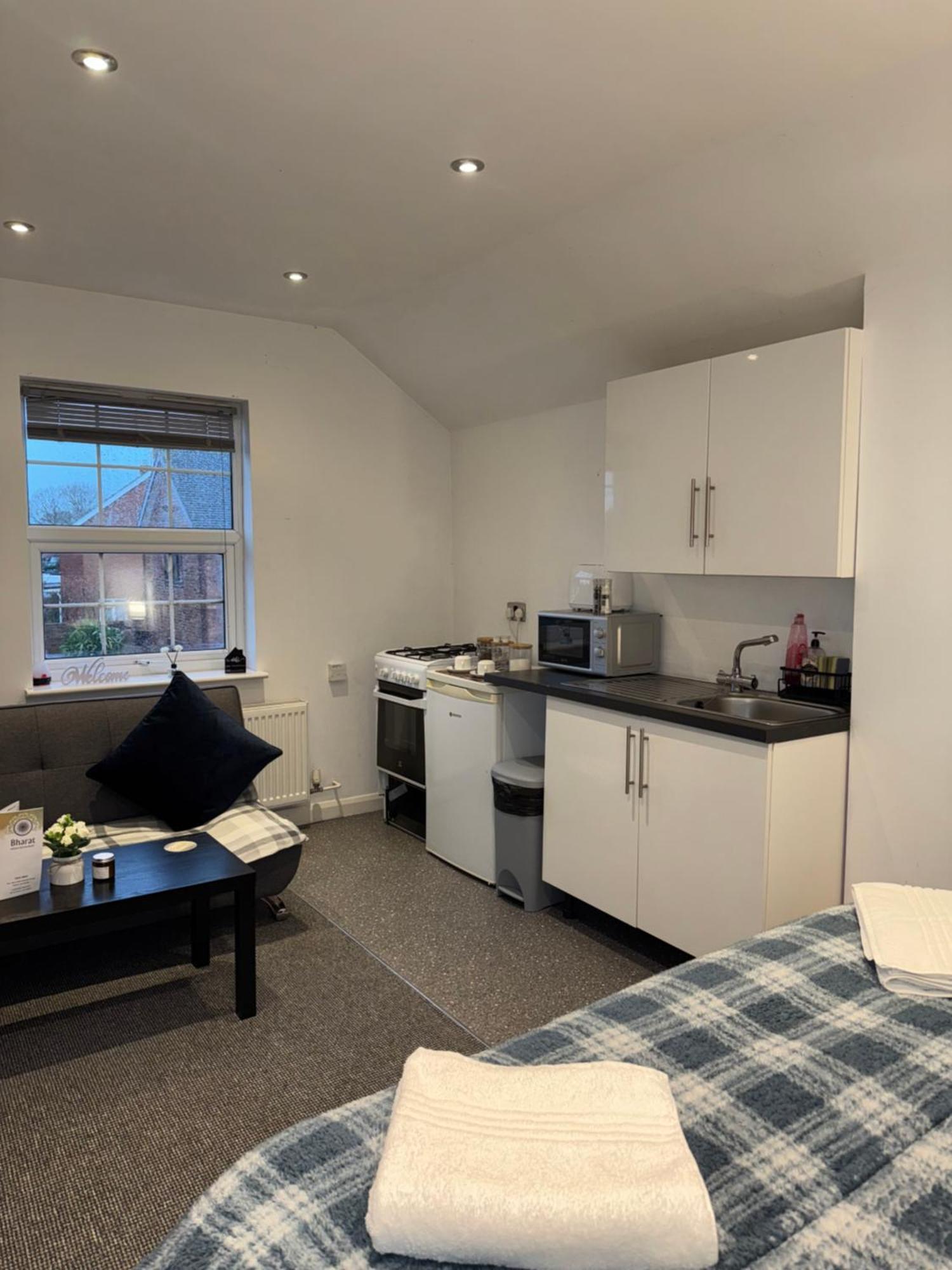 Cosy Countryside Stay- Waters Upton, Telford Exterior foto